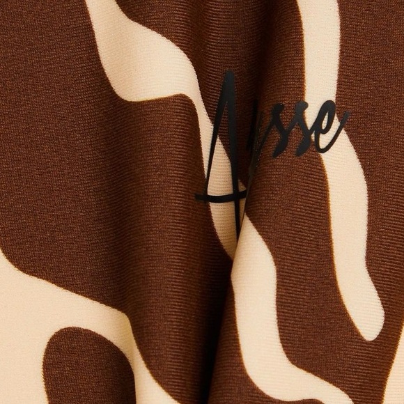 New Abysse x Free People Ama Coral XL Ivory Long Sleeve 1-Pc High Neck Surf Suit - Picture 3 of 13